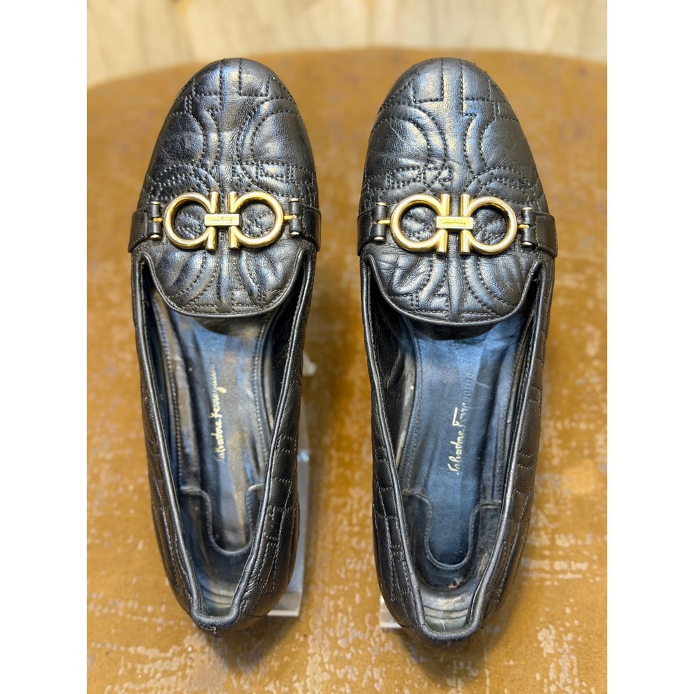 Salvatore Ferragamo Black Quilted Leather Gancini Loafers CC 02310 7.5 C